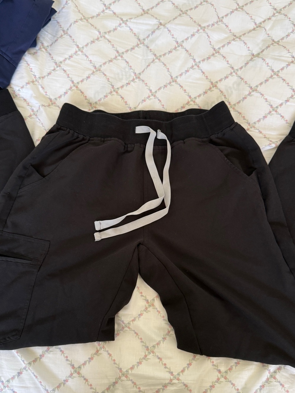 KITMAZ Black Drawstring Scrub Pants